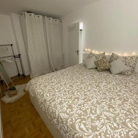 Appartement Chaville Eksteriør bilde
