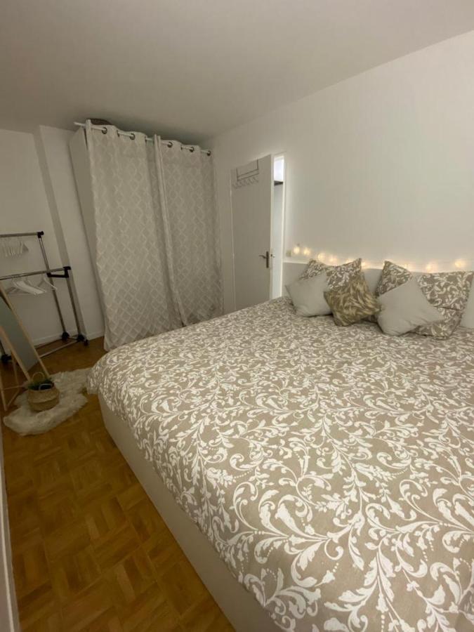 Appartement Chaville Eksteriør bilde