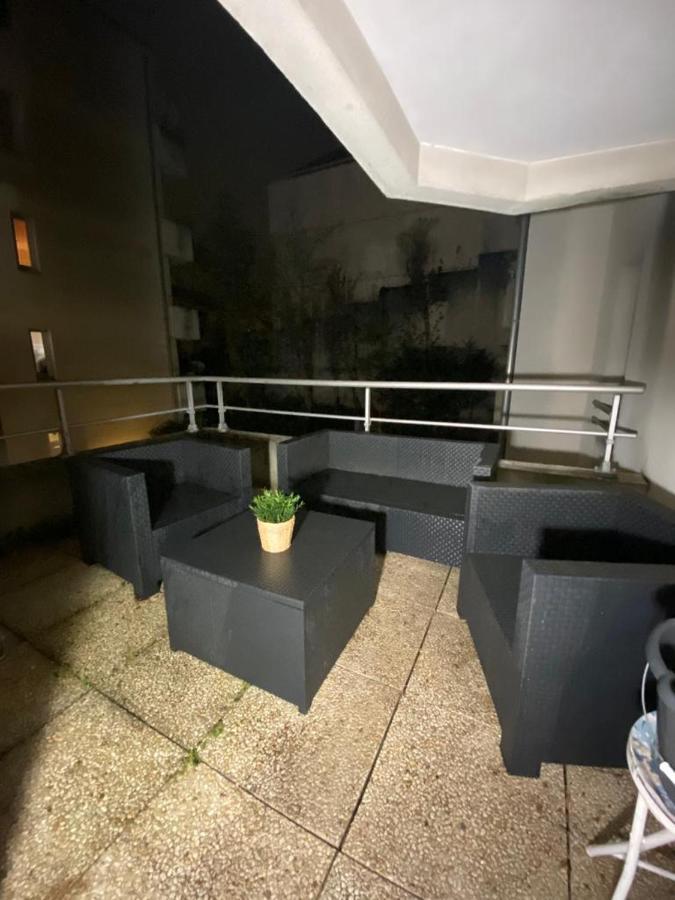 Appartement Chaville Eksteriør bilde